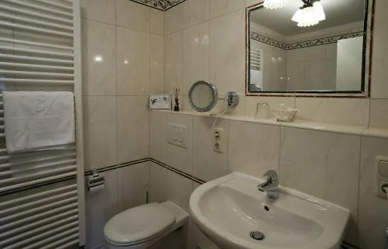 Landgasthof Deutsche Eiche Monaco di Baviera 3*,